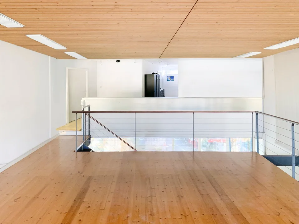 Grosse Wohnung / Loft Duplex zu vermieten in Nidau