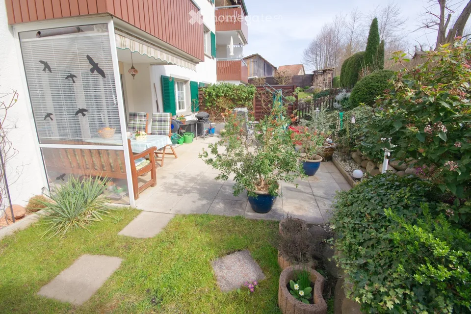 Charming 3.5-room garden apartment in a quiet location in Dänikon ZH