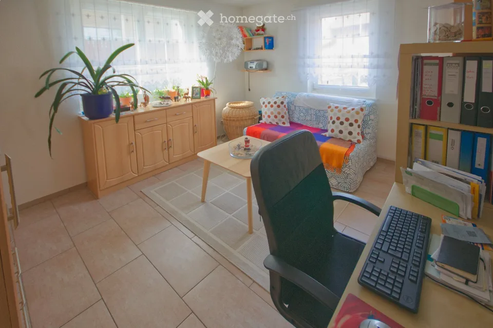 Charming 3.5-room garden apartment in a quiet location in Dänikon ZH