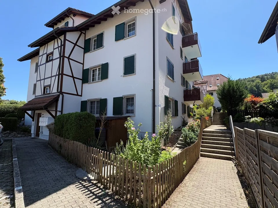 Charmante 3.5-Zimmer-Gartenwohnung in ruhiger Lage in Dänikon ZH