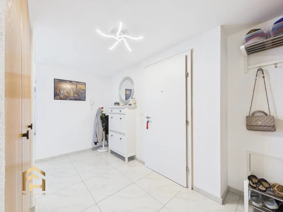 Laufend modernisierte und bezugsbereite Familienwohnung