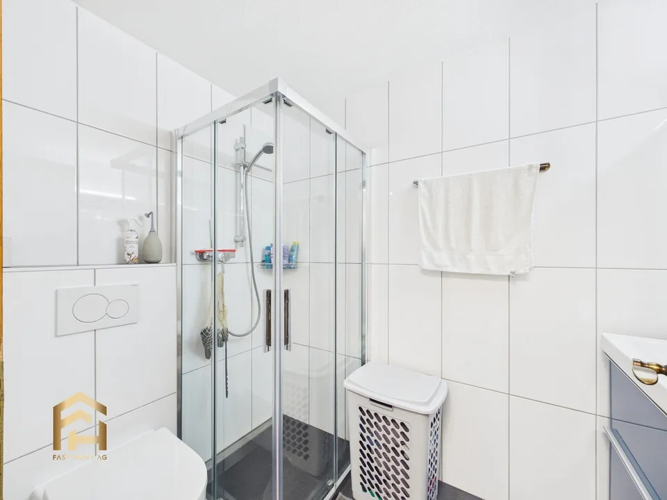 Laufend modernisierte und bezugsbereite Familienwohnung