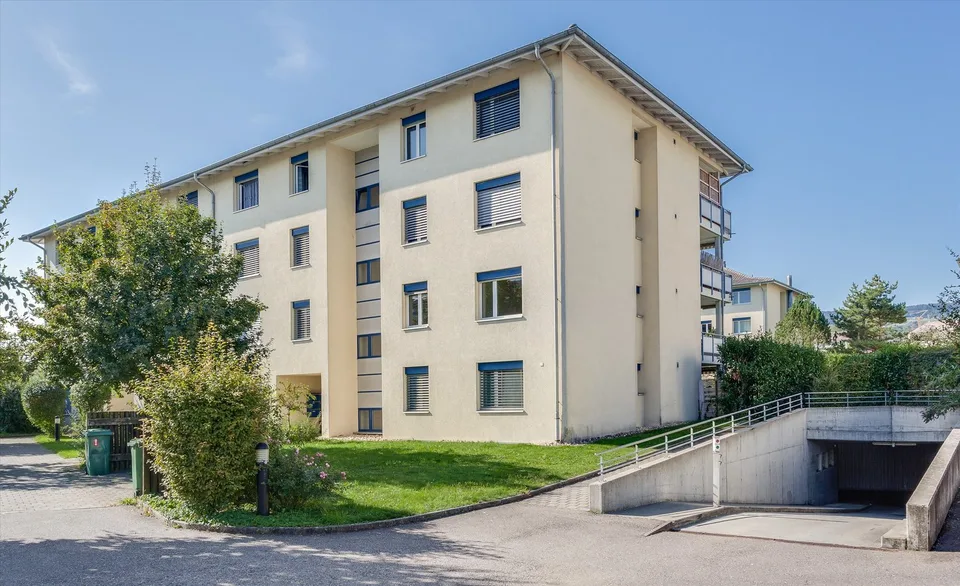 Aussenparkplatz zu vermieten