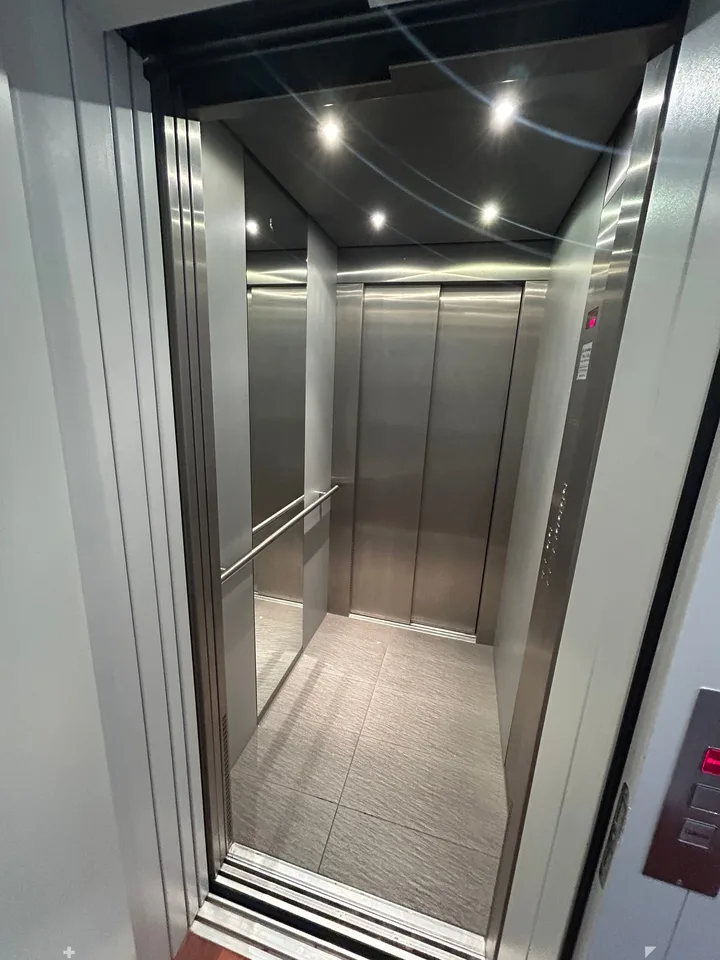 Unique appartement au centre de Bienne avec ascenseur dans l'appartement