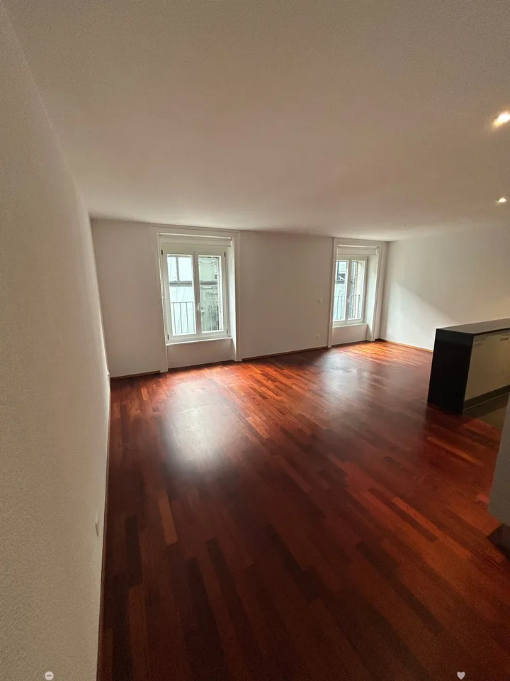 Unique appartement au centre de Bienne avec ascenseur dans l'appartement