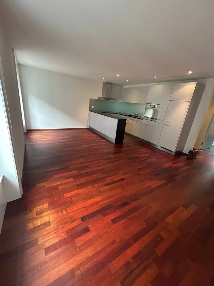 Unique appartement au centre de Bienne avec ascenseur dans l'appartement