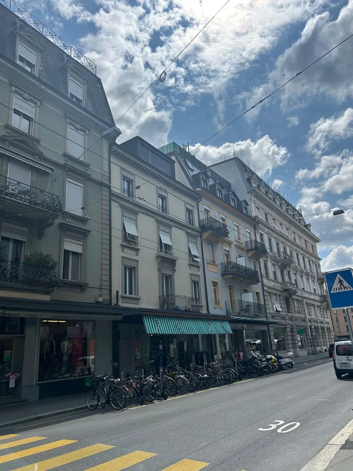 Unique appartement au centre de Bienne avec ascenseur dans l'appartement