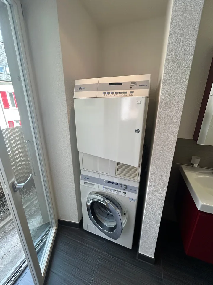Unique appartement au centre de Bienne avec ascenseur dans l'appartement