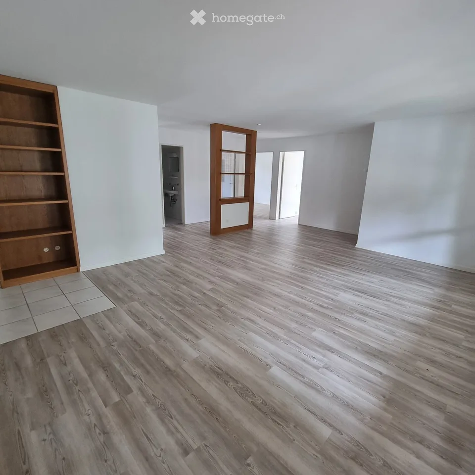 Bright 4.5-room apartment with balcony in Koblenz – available immediately!