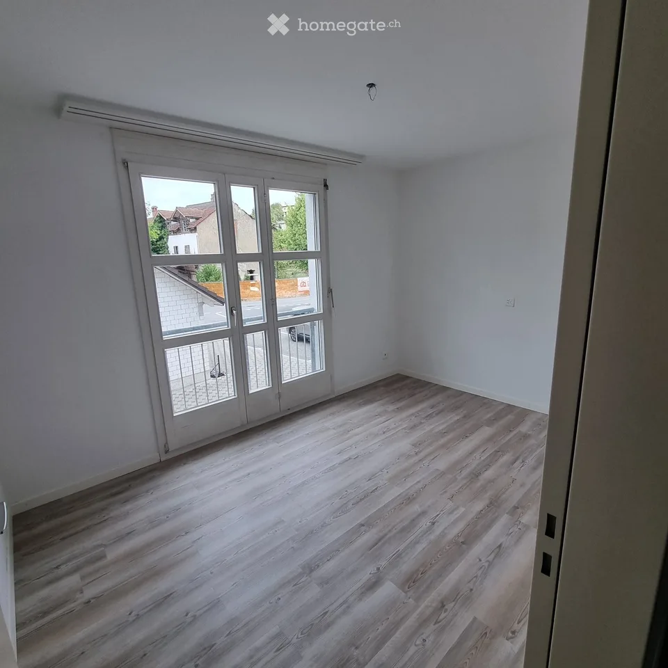 Bright 4.5-room apartment with balcony in Koblenz – available immediately!