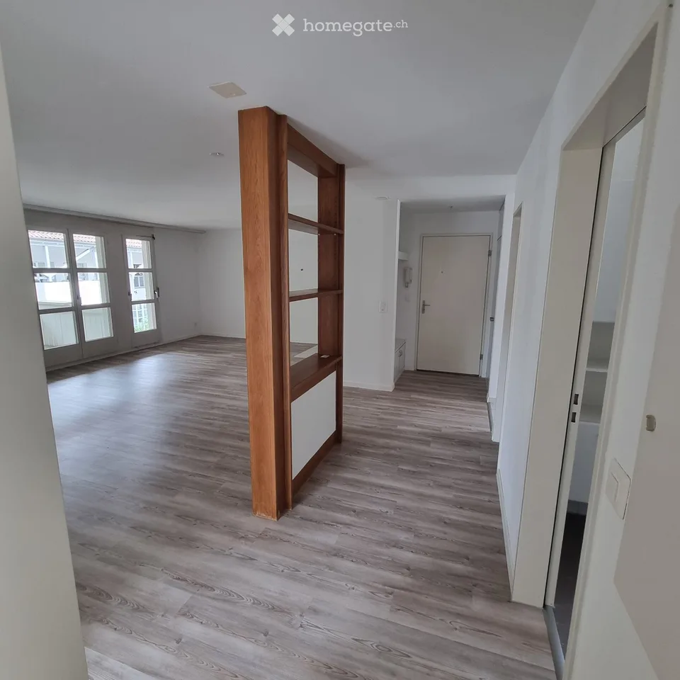 Bright 4.5-room apartment with balcony in Koblenz – available immediately!