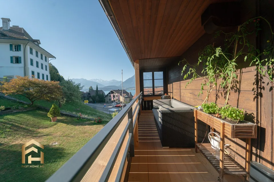 Appartement-maisonnette spacieux de 5,5 pièces à quelques pas du lac de Thoune