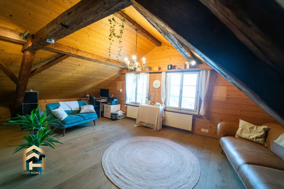 Appartement-maisonnette spacieux de 5,5 pièces à quelques pas du lac de Thoune