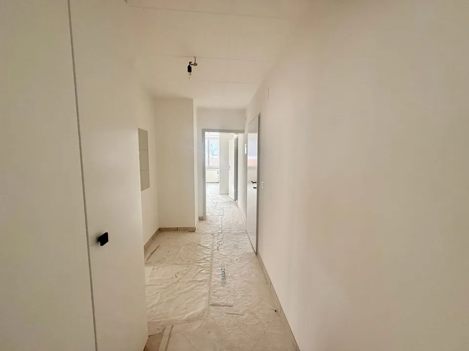 Charming 3.5-room apartment with plenty of light in the center of St-Imier