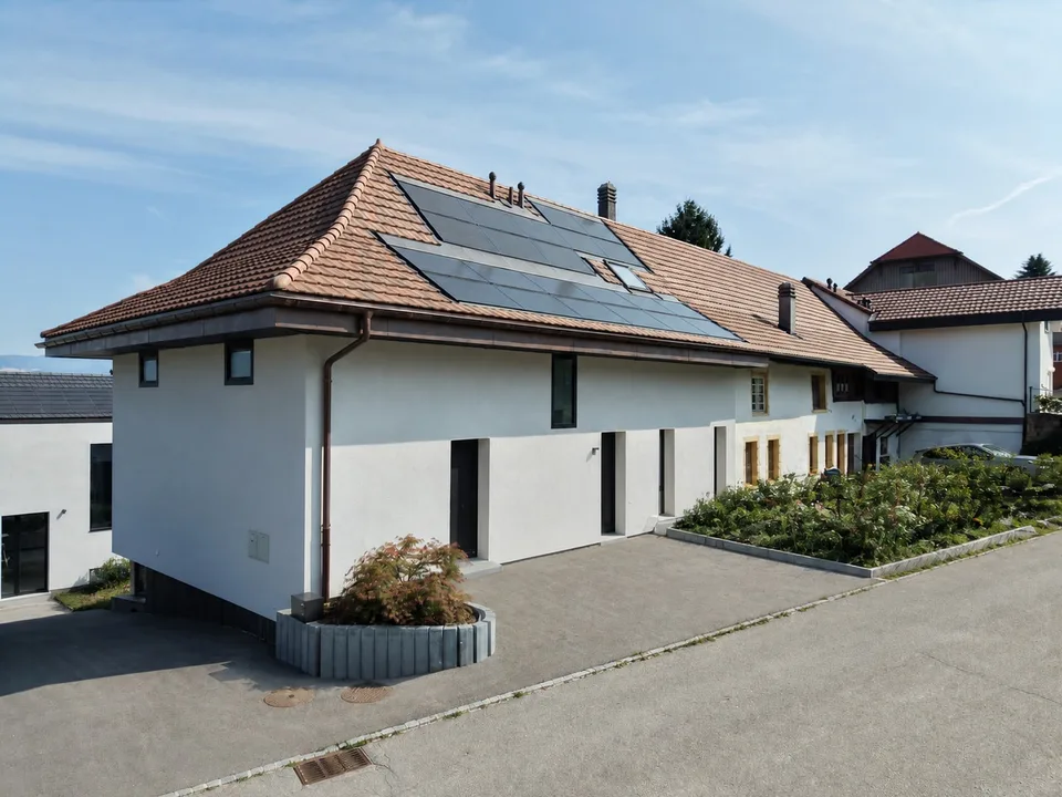 Der Raum einer Villa, die Gelassenheit des Neuen