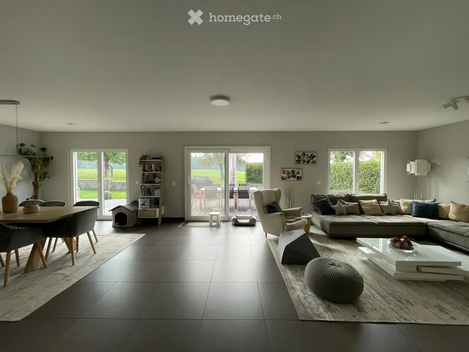 Magnificent 5.5-room house in Essertines-sur-Yverdon