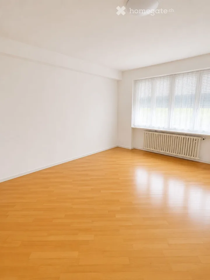 Charming 3-room apartment with garage for sale on Carmenstrasse 48 in Zurich