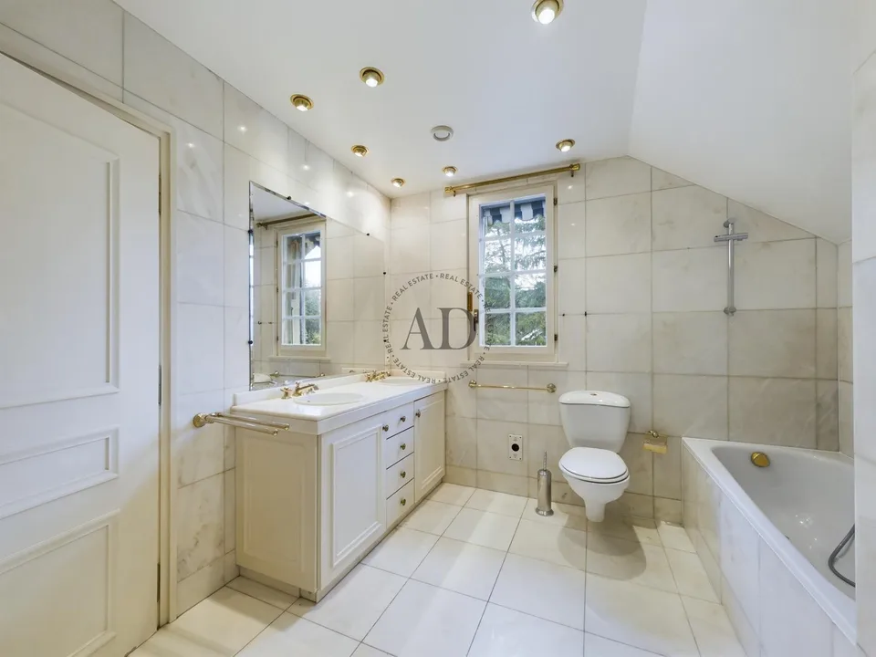Casa indipendente con piscina