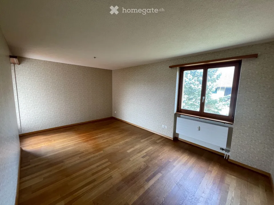 3 Wohnungen verfügbar in Uster  (3.5 & 4.5 Zimmer); befristete Miete bis Ende Januar 2027