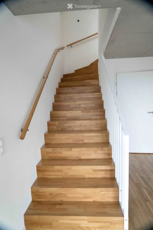 Modern 4.5-room maisonette apartment in Ottenbach