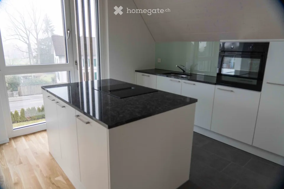 Modern 4.5-room maisonette apartment in Ottenbach