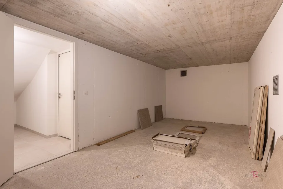 Semi-detached house with 4 bedrooms, magnificent view of the fields and the Alps