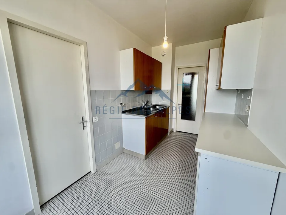 3 Zimmer Wohnung, 1209 Genève