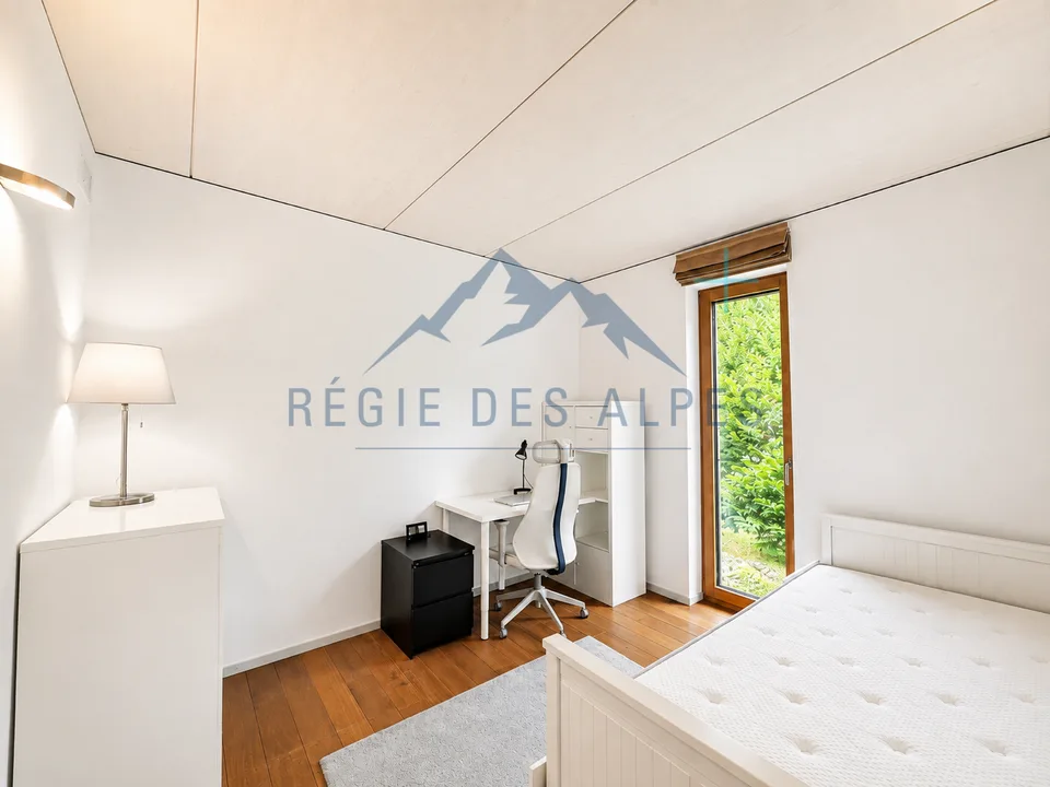 À reprendre - Élégant appartement meublé de 3,5 pièces avec vaste terrasse à Genthod