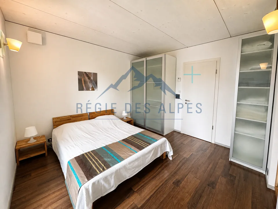 À reprendre - Élégant appartement meublé de 3,5 pièces avec vaste terrasse à Genthod