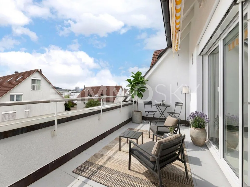 Two attic residences with private lift directly in front of the door