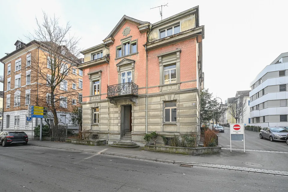 Historische Jugendstilvilla mit grosszügigem Raumangebot