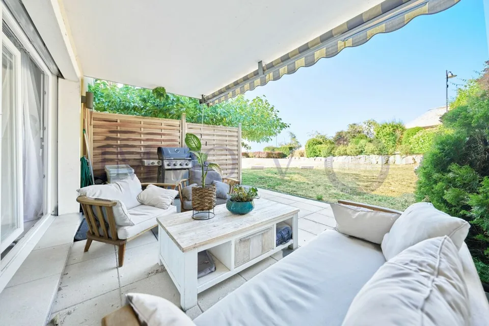 SPACIEUX DUPLEX AVEC TERRASSE ET BALCON