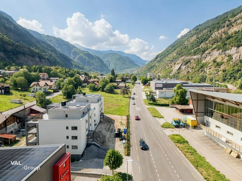 Primo occupante appartamento in attico con panorama montano
