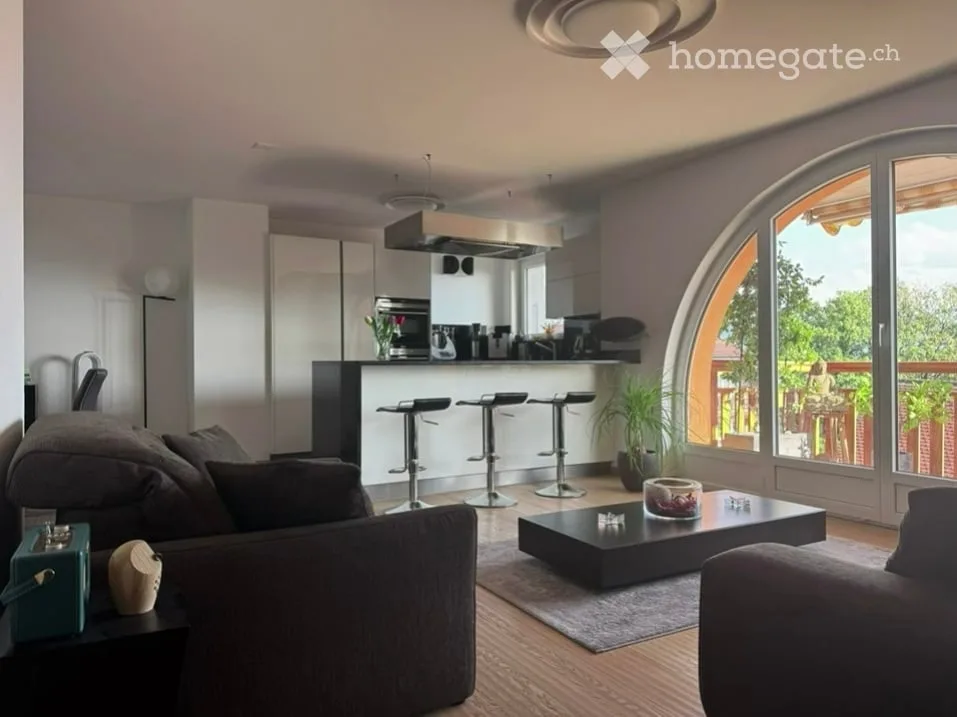 Wohnung 4.5 Zimmer mit Aussicht und hohem Standard