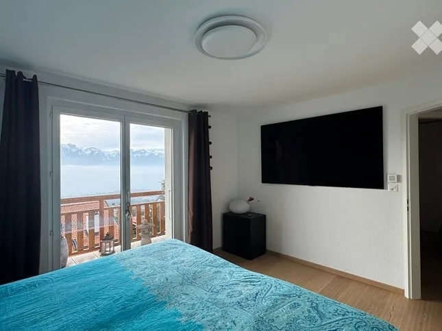 Wohnung 4.5 Zimmer mit Aussicht und hohem Standard