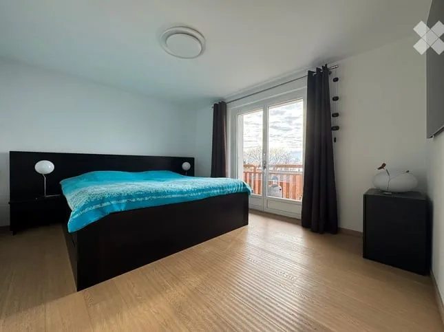 Wohnung 4.5 Zimmer mit Aussicht und hohem Standard