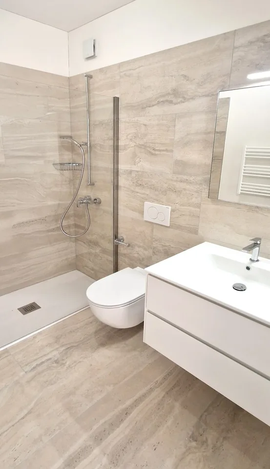Merveilleux nouvel appartement 3,5 pièces de haut standing avec terrasse couverte