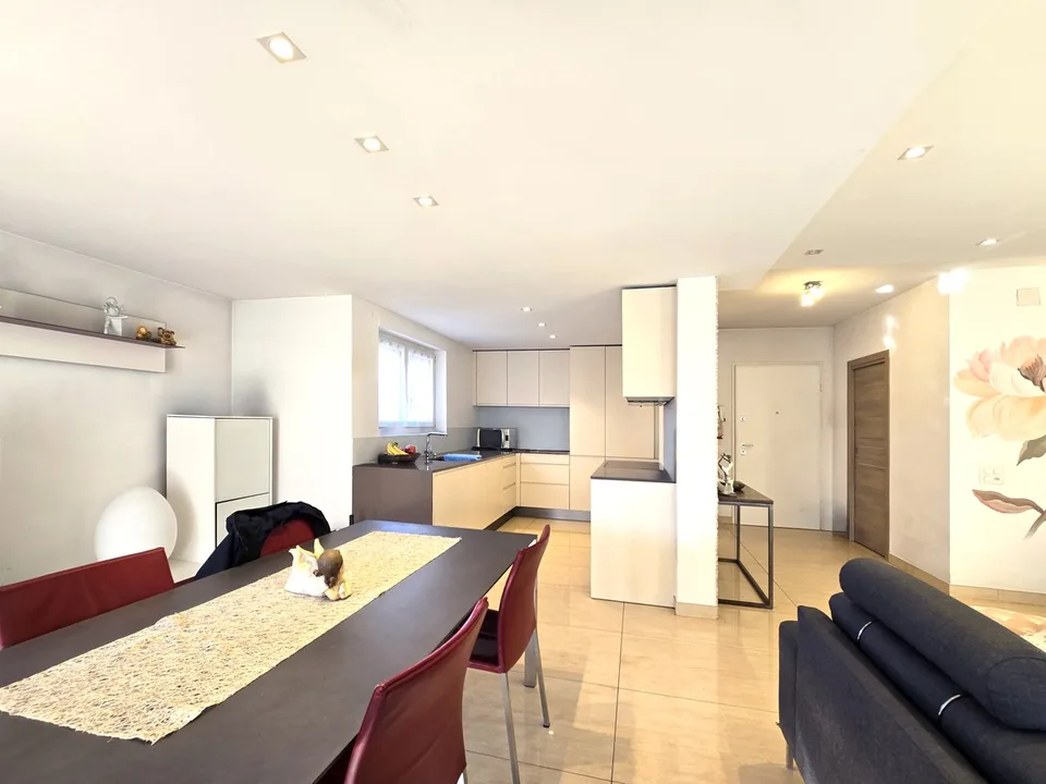 Eccezionale appartamento di 4,5 locali a Breganzona / Außergewöhnliche 4,5-Zimmer-Wohnung in Breganzona