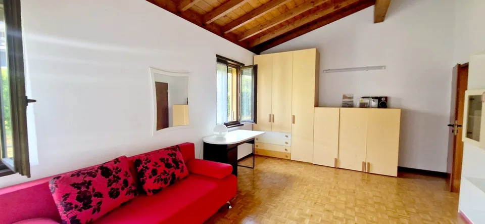 Große Reihenhaus-Wohnung 6,5 mit Panoramaterrasse und Gärten