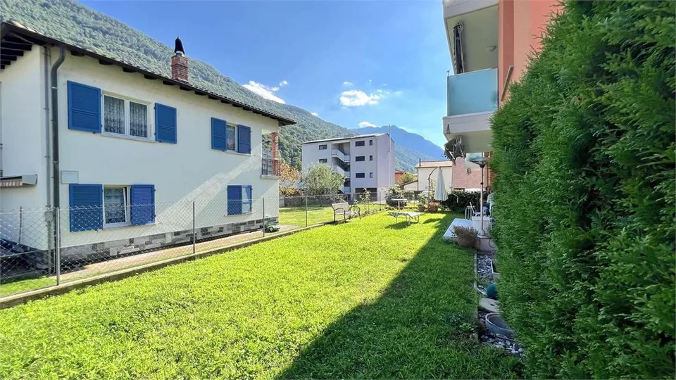 Schönes 4,5-Zimmer-Apartment mit privatem Garten in Cadenazzo