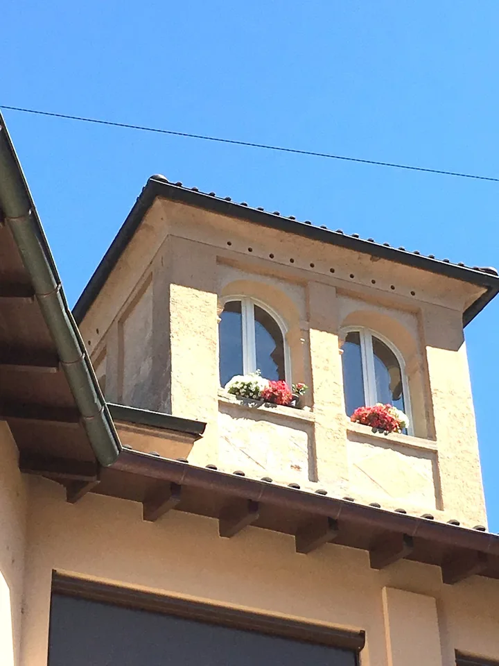 Appartement mit 4 Zimmern, Charme und Panoramaturm
