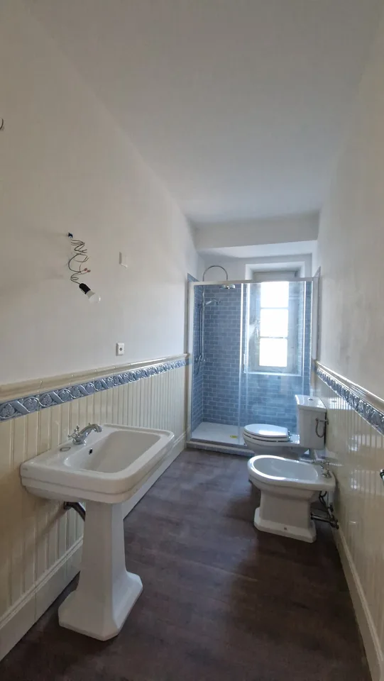 Appartement 4,5 pièces spacieux complètement rénové dans un emplacement stratégique à Novazzano