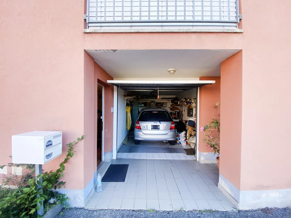 Semi-detached house with 4.5 rooms, garden and duplex living room
