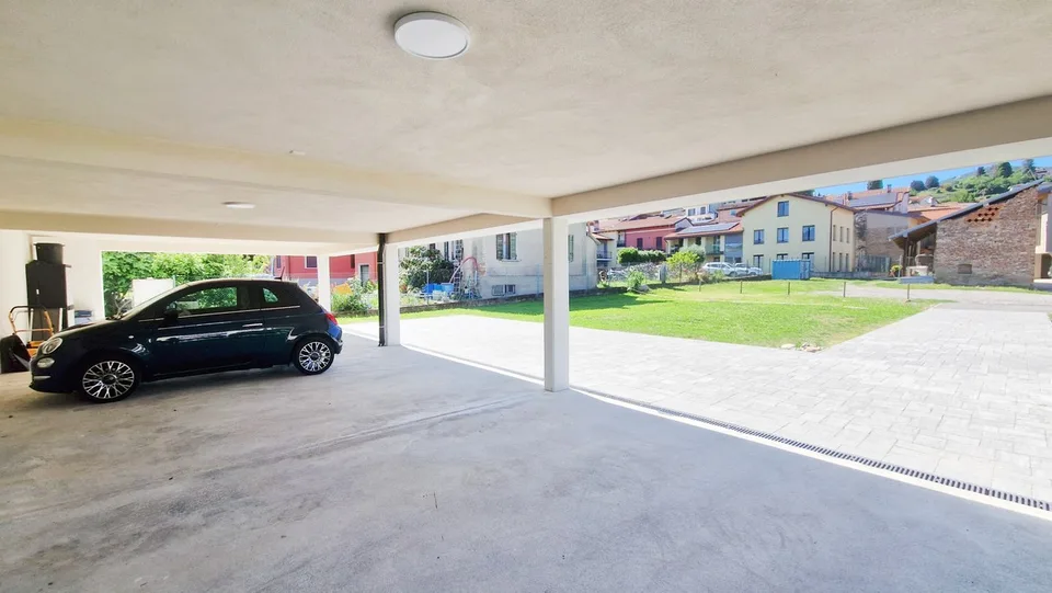 Nouvel appartement 2,5 pièces avec balcon couvert et vue dégagée