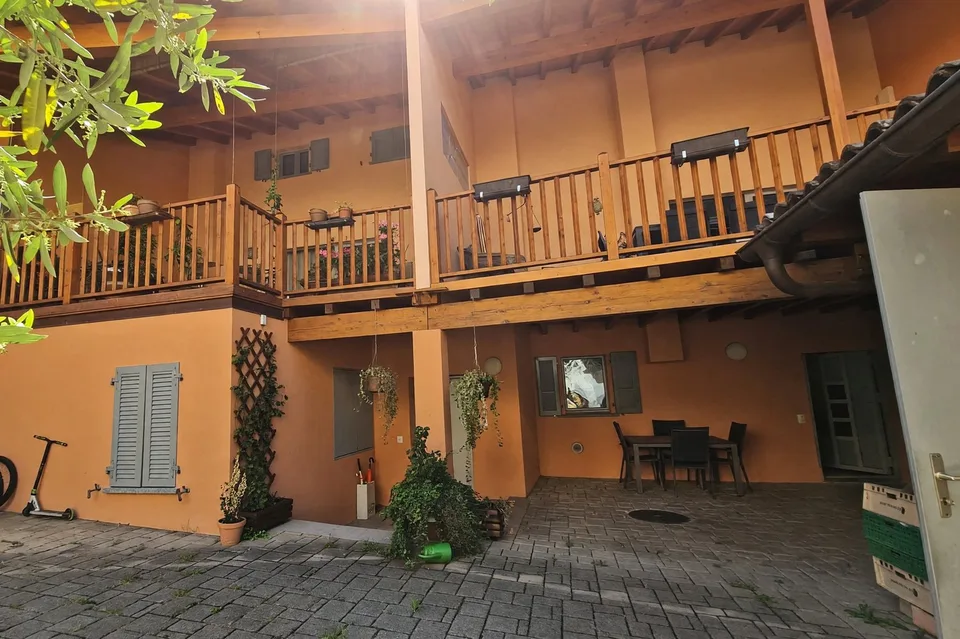 Wunderschönes Appartement 4,5 mit Terrasse und Kamin