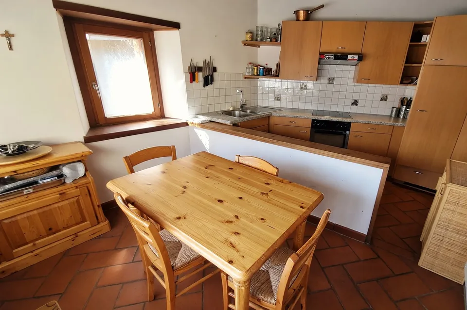 Schönes Einfamilienhaus mit 3,5 Zimmern zu einem interessanten Preis und mit interessanten Nebenkosten.