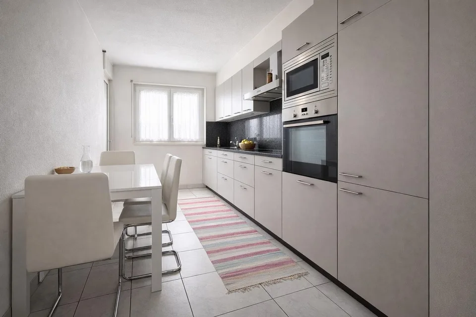 Raffiniertes 3,5-Zimmer-Wohnung mit überdachter Terrasse und hochwertigen Ausstattungen.