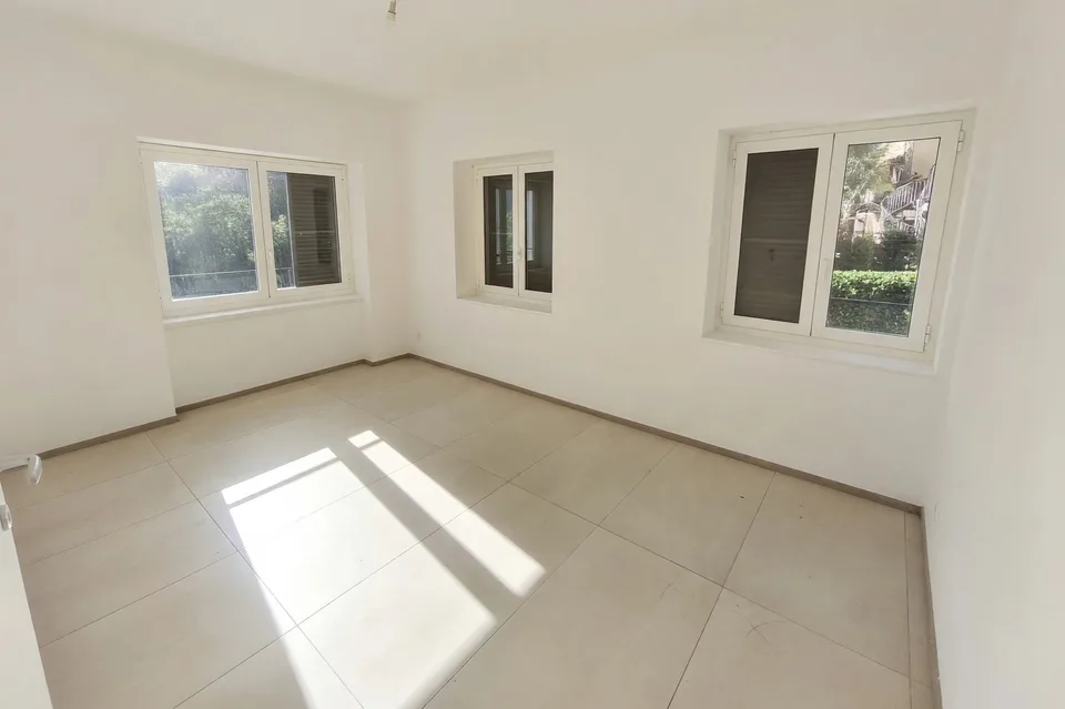 Appartamento 3,5 in affitto ristrutturato con giardino e mansarda