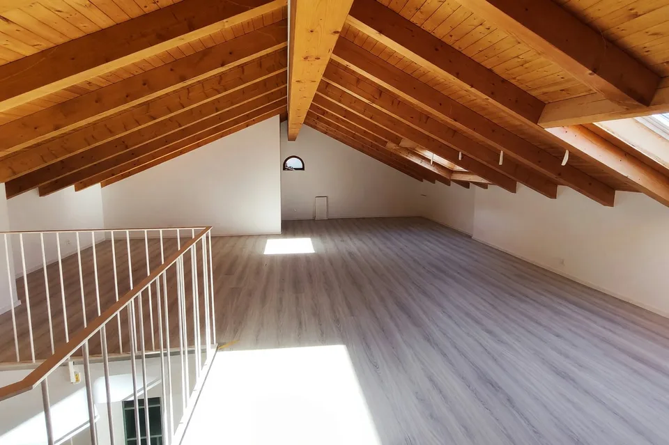 Appartamento 3,5 in affitto ristrutturato con giardino e mansarda