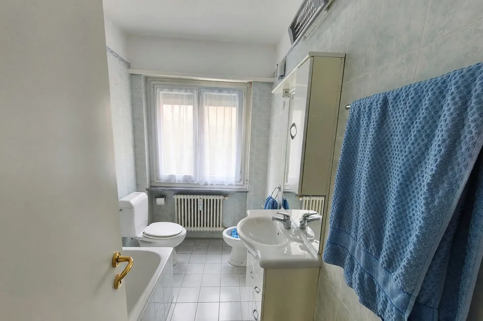 Geräumige 4,5-Zimmer-Wohnung mit zwei Terrassen, schöner Aussicht und Wohnküche